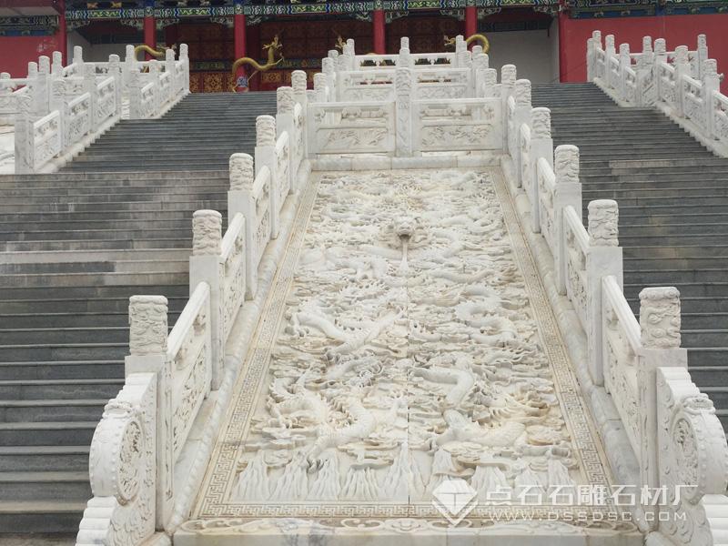 汉白玉御路